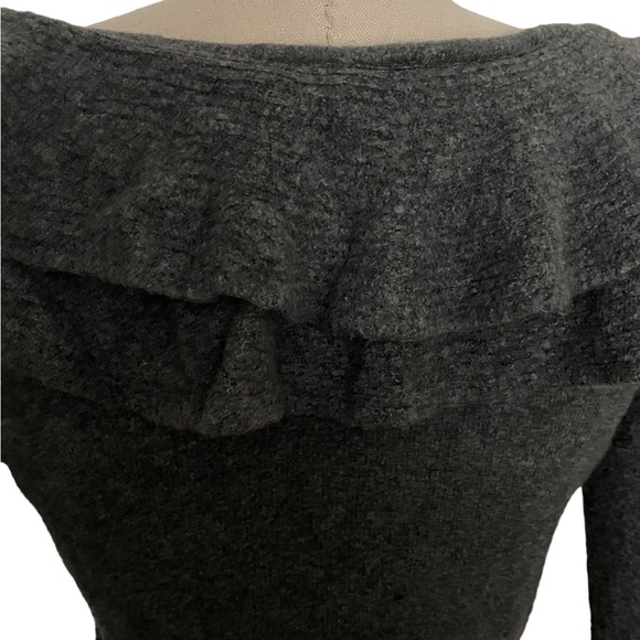 WHBM Gray V-Neck Sweater with Ruffle Neckline Size XS - Picture 6 of 8